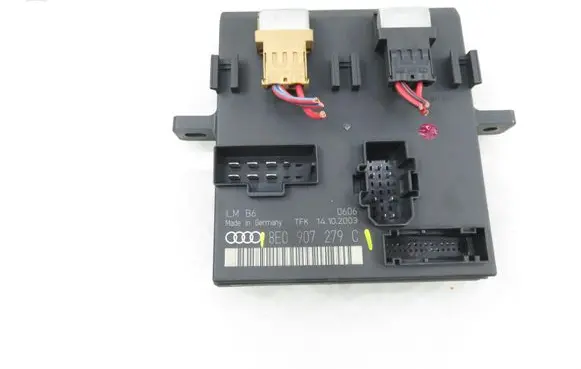 Audi A4 S4 B6 8E 8H Light module LCM 8E0907279C