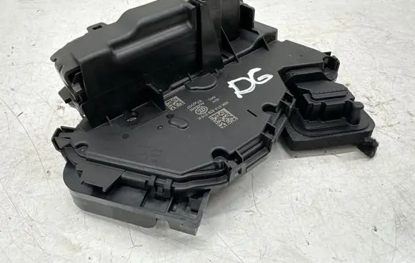 Volkswagen T-Cross Rear door lock 5TA839016K