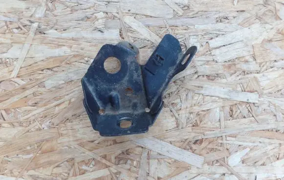 Opel Corsa D ABS pump bracket 13276546