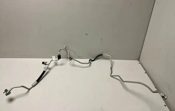 BMW X2 U10 Air conditioning (A/C) pipe/hose 5A07776 5B3FE18