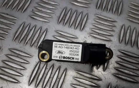 Ford Focus Airbag deployment crash/impact sensor 98ag14b342ad 98ag-14b342-ad
