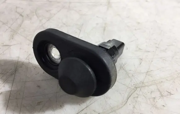 Toyota Yaris Front door sensor 