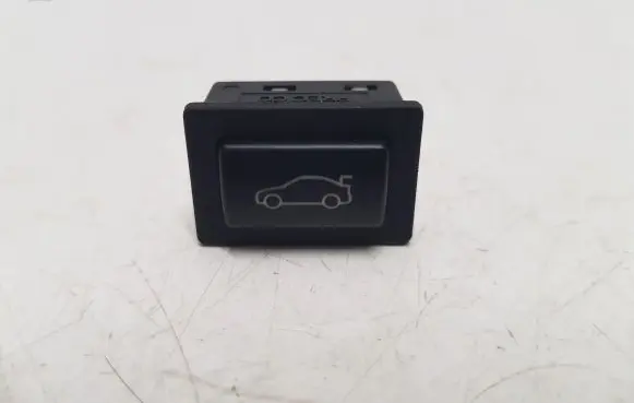 BMW 5 F10 F11 Tailgate/boot open switch button 920031603 9200316