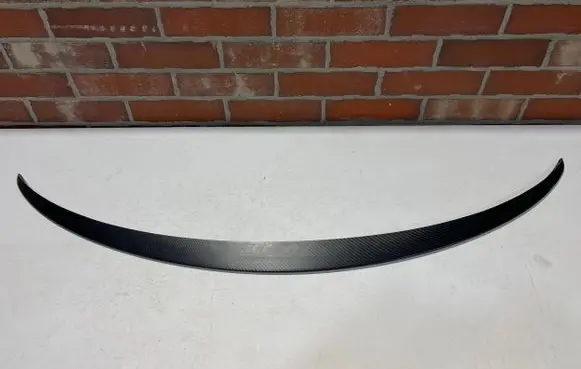 Tesla Model Y Tailgate/trunk spoiler 162737099A