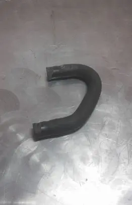 Nissan X-Trail T30 Engine coolant pipe/hose 21M3