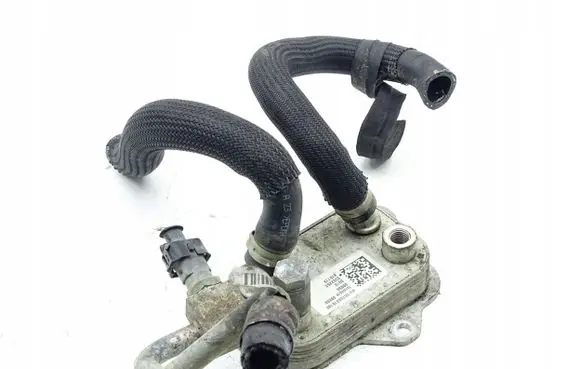 Maserati Ghibli Engine oil radiator 06700316180