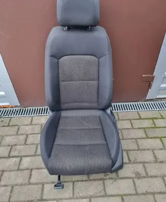 Volkswagen PASSAT B8 Front driver seat 5Q4881105M