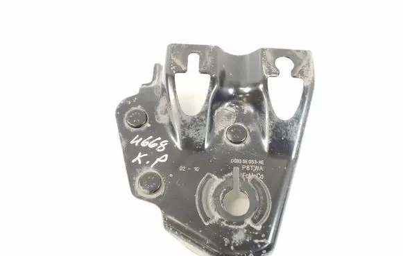 Ford Mondeo MK V Other body part DG935E053AE