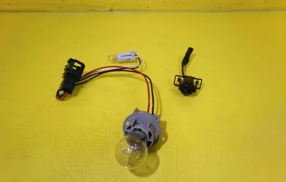Seat Altea XL Tail light bulb cover holder 1J0972732