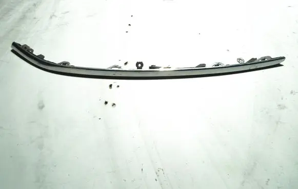 Volkswagen PASSAT B7 Front bumper corner part panel trim 3AA853763