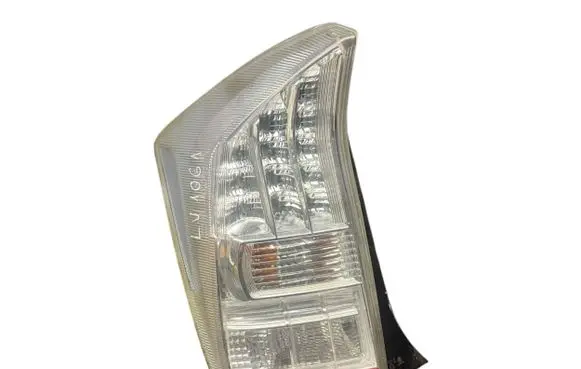 Toyota Prius (XW30) Rear/tail lights A046040