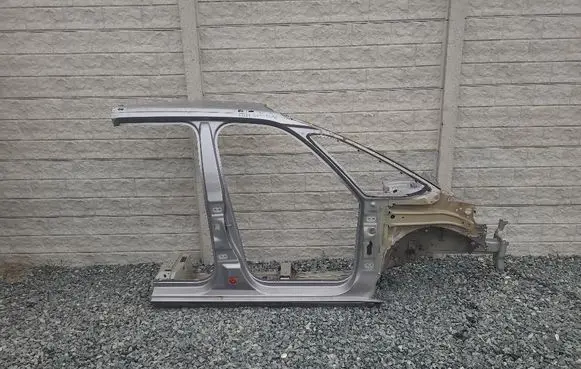 Citroen C4 Grand Picasso Front quarter panel 