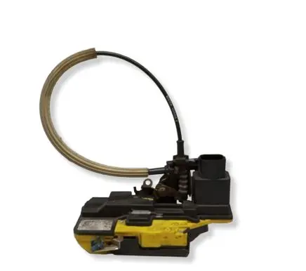 Volvo V70 Rear door lock 9485043C