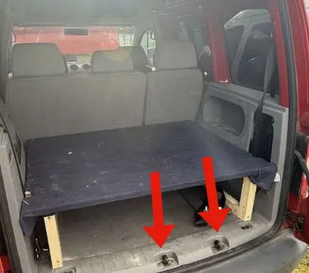 Volkswagen Caddy Trunk lock loop 