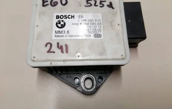 BMW 5 E60 E61 ESP acceleration yaw rate sensor 0265005615 676868003 10213510