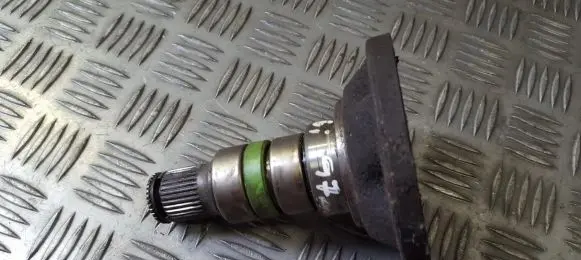 Audi A4 S4 B5 8D Driveshaft inner CV joint 