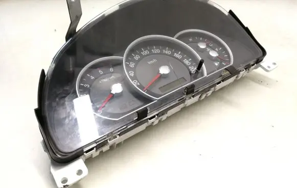 KIA Sorento Speedometer (instrument cluster) 940133E210