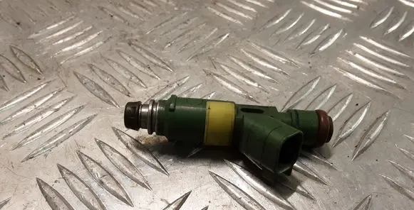 Volvo S80 Fuel injector 9470229