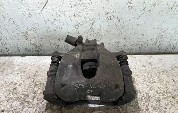 Peugeot 308 Front brake caliper