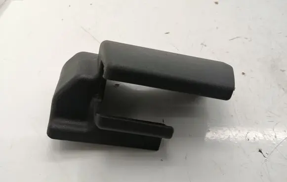 Toyota Avensis T250 Front driver seat rail trim 7215805040B0 7215805040