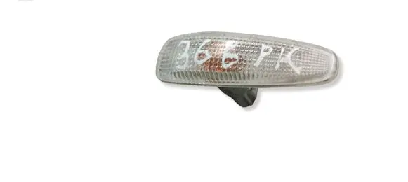 Mitsubishi Lancer X Front fender indicator light 