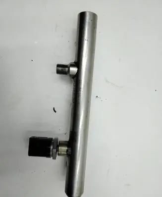Audi A6 S6 C6 4F Fuel main line pipe 06E130089 8579229