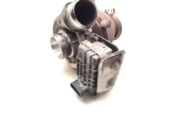Citroen C-Crosser Turbo 9683657880