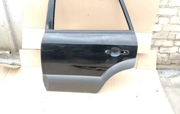 Hyundai Tucson JM Rear door 770032E050