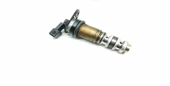 BMW 1 E81 E87 Camshaft vanos timing valve 7584115 11367584115