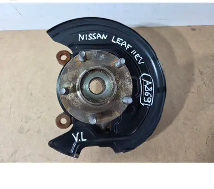 Front wheel hub spindle knuckle