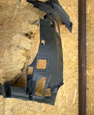 Mercedes-Benz SL R230 Front bumper mounting bracket A2308851565 PA15121