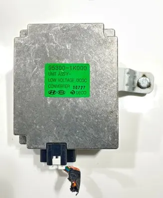 Hyundai ix20 Voltage converter/converter module 953001K000 00727