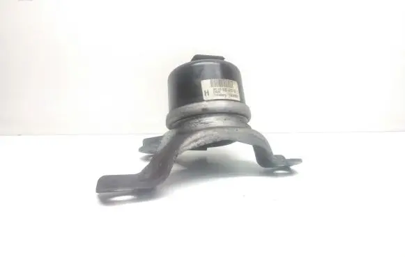Volvo V60 Engine mount bracket 30671245 6G926F012DD