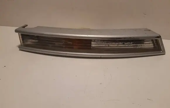 Front indicator light