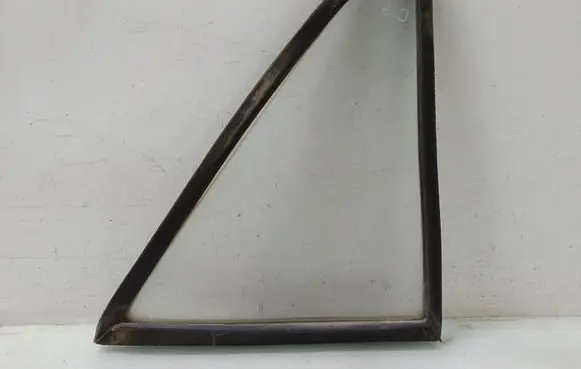 Moskvich 2140 Rear vent window glass 