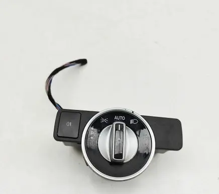 Mercedes-Benz E C207 W207 Light switch A2129050551