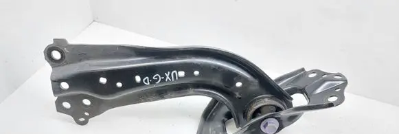 Lexus UX Rear upper control arm/wishbone