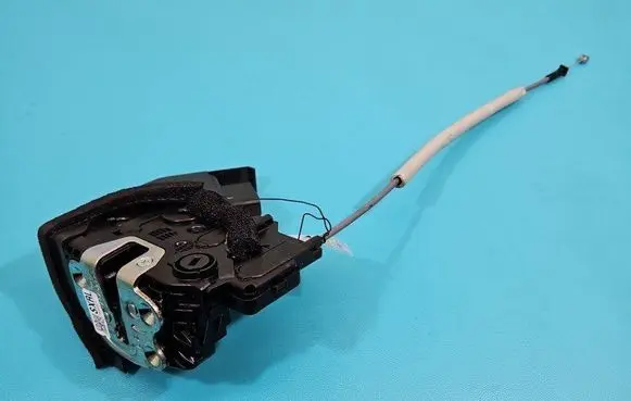 Rear door lock