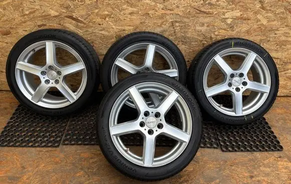 Volkswagen New Beetle R16 alloy rim