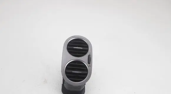 Volkswagen Tiguan Dashboard side air vent grill/cover trim 5M0819759 5M0819704L