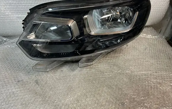 Citroen Jumpy Headlight/headlamp 9808567780