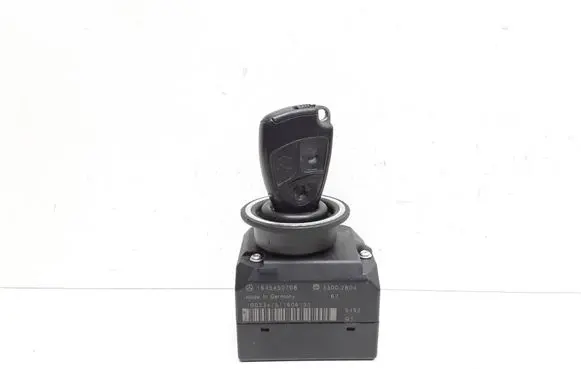 Mercedes-Benz ML W164 Ignition lock 1645450708