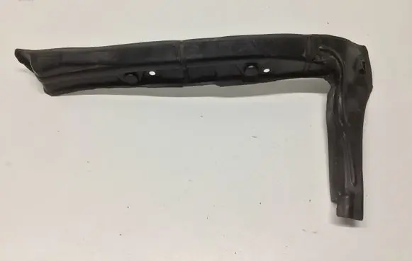 Audi A5 8T 8F Fender end trim 8T0821112A