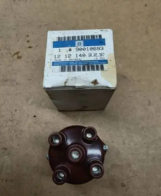 Opel Kadett D Spark distributor cap 90010693 1212140