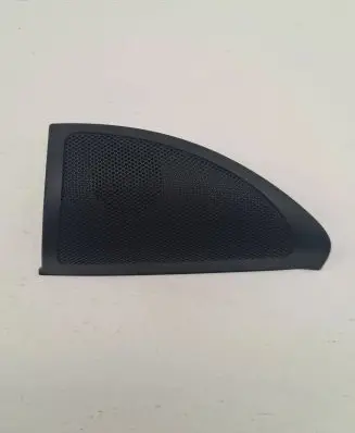 Front door high frequency speaker