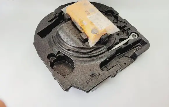 Citroen C4 II Spare wheel section trim 9671574380
