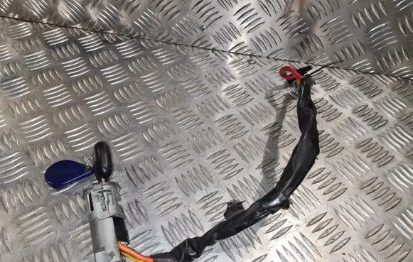 Renault Laguna I Ignition lock
