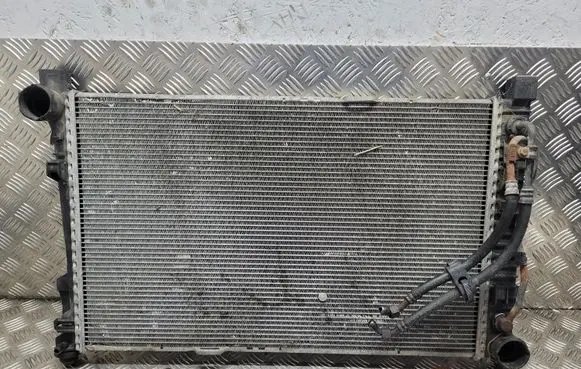 Mercedes-Benz C W203 Coolant radiator A2035000503