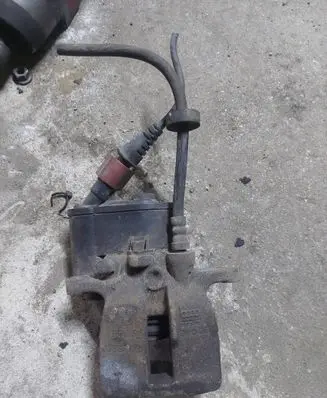 Audi A6 S6 C6 4F Rear brake caliper 0867C