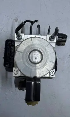 BMW 3 F30 F35 F31 ABS Pump 6875559 6875558